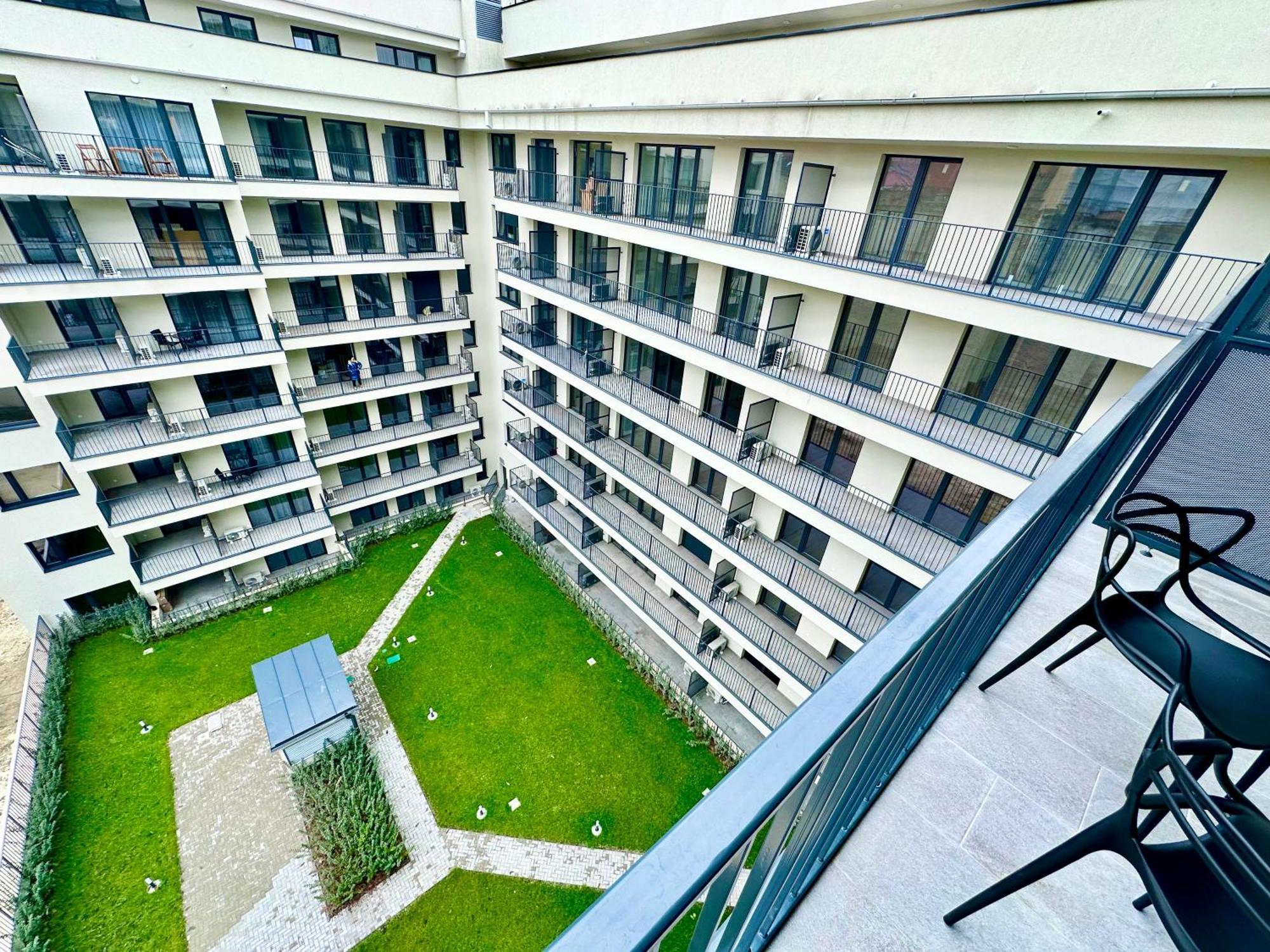 River Passage Budapest Garage/Ac/Balcony Exterior photo